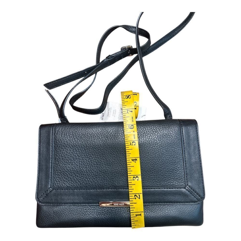 Nine West Black Leather Adjustable Strap Crossbody Purse Bag 10" x 6" NWT - Picture 4 of 6